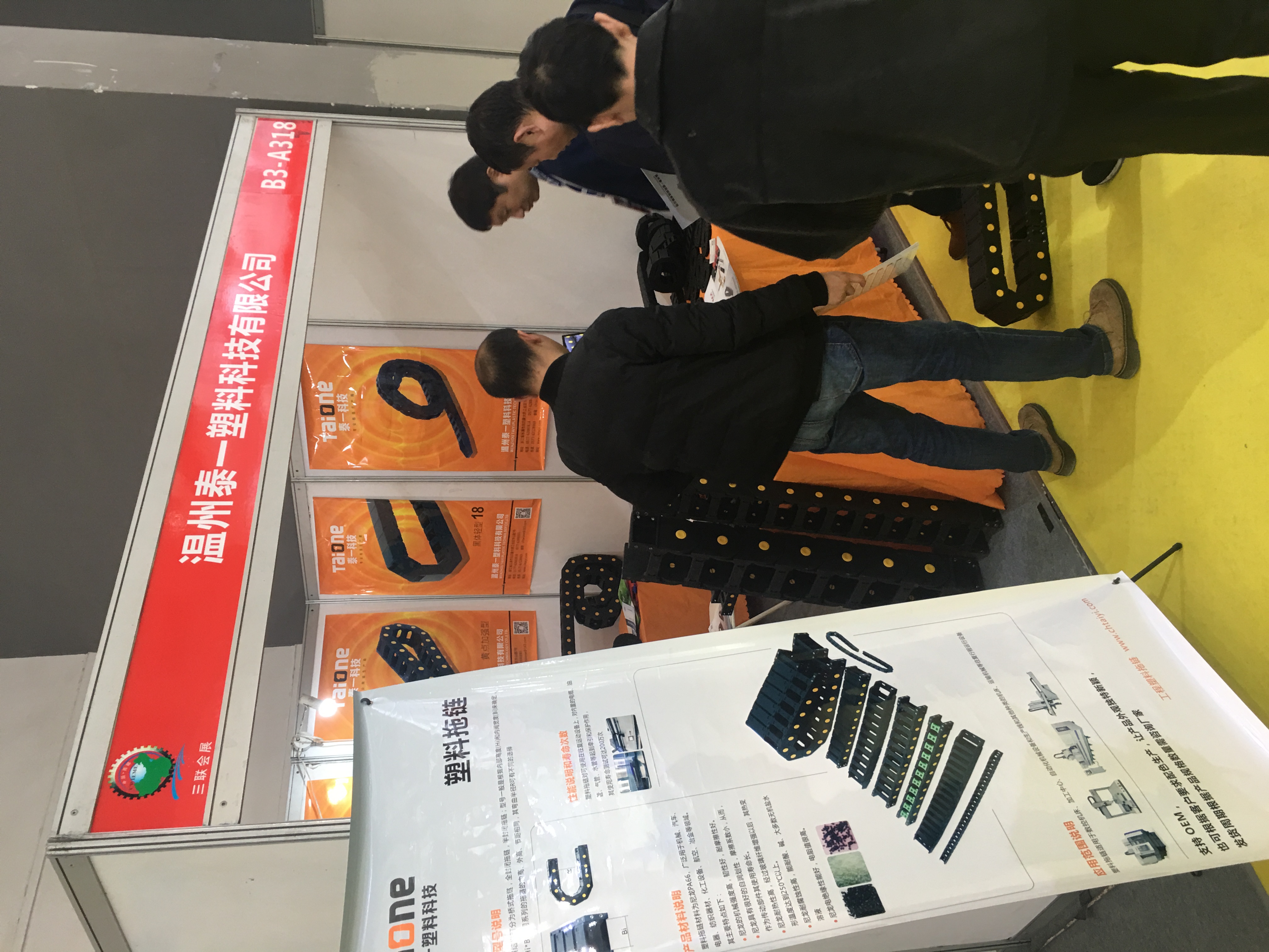 風(fēng)電、太陽能發(fā)電棄電量和棄電率實(shí)現(xiàn)“雙降”